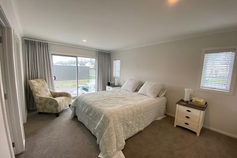 Photo of property in 22 Arrow Place, Te Awa, Napier, 4110