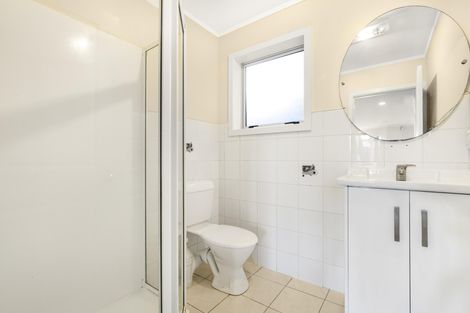 Photo of property in 13a Golf Road, New Lynn, Auckland, 0600