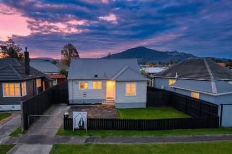 Photo of property in 21 Miller Street, Glenholme, Rotorua, 3010