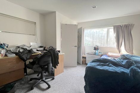 Photo of property in 20a Northall Road, New Lynn, Auckland, 0600