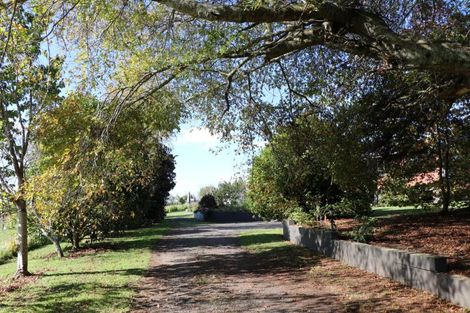 Photo of property in 2220 Kakaramea Road, Ngahinapouri, Hamilton, 3290