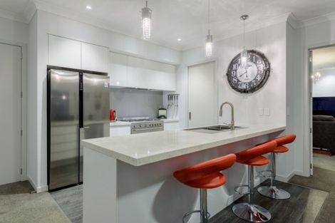 Photo of property in 324 Lakes Boulevard, Pyes Pa, Tauranga, 3112