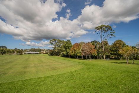 Photo of property in 2 Cameron Place, Ranui, Auckland, 0612