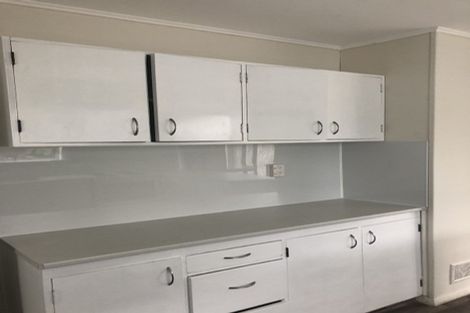 Photo of property in 34 Cook Street, Marfell, New Plymouth, 4310