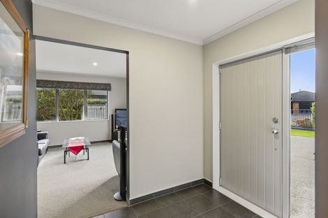 Photo of property in 48 Kotuku Drive, Paraparaumu Beach, Paraparaumu, 5032