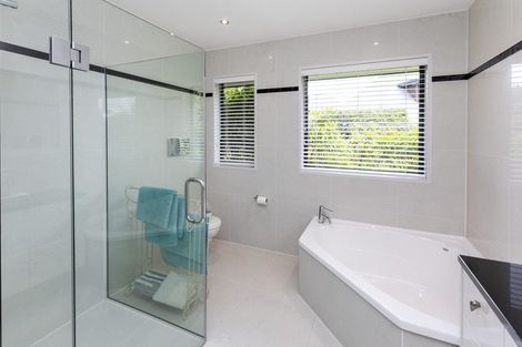 Photo of property in 19 Regent's Park Drive, Casebrook, Christchurch, 8051