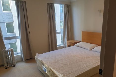 Photo of property in Terrace Heights Apartments, 11c/163 The Terrace, Wellington Central, Wellington, 6011