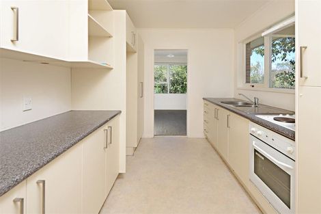 Photo of property in 41 Gossamer Drive, Pakuranga Heights, Auckland, 2010