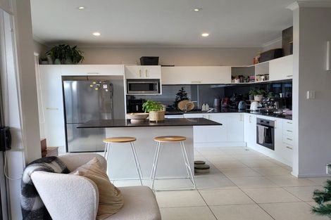 Photo of property in 24 Station Street, Hobsonville, Auckland, 0616