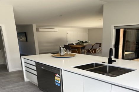 Photo of property in 4 Ngaroma Crescent, Whitianga, 3510