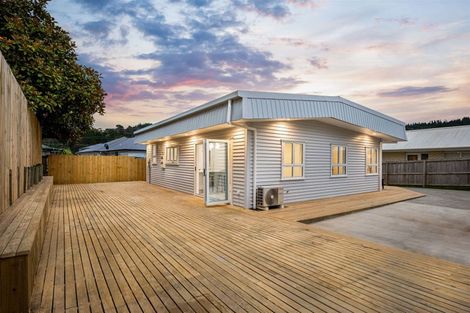 Photo of property in 5 Duchess Way, Riverhead, 0820