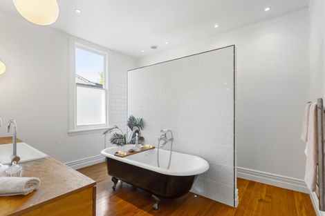 Photo of property in 45 Baildon Road, Grey Lynn, Auckland, 1021