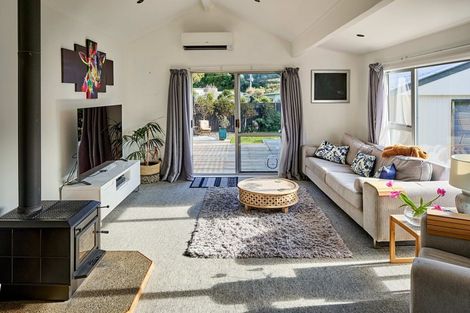 Photo of property in 37 Cluny Road, Plimmerton, Porirua, 5026