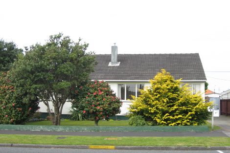 Photo of property in 9 Drake Street, Vogeltown, New Plymouth, 4310