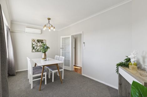 Photo of property in 3 Grenfell Drive, Karori, Wellington, 6012