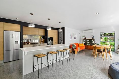 Photo of property in 26a Gladstone Road, Northcote, Auckland, 0627