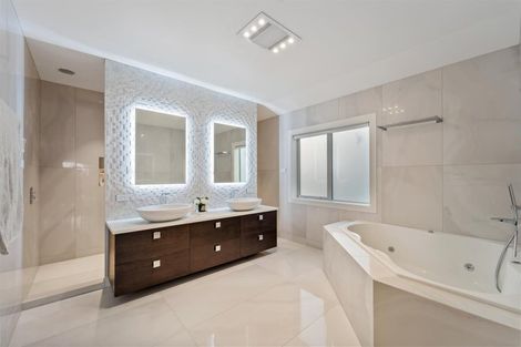 Photo of property in 27 Bearing Parade, Long Bay, Auckland, 0630