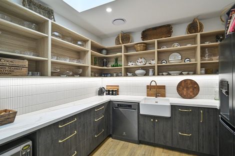 Photo of property in 18 Blackwood Lane, Maraekakaho, 4171