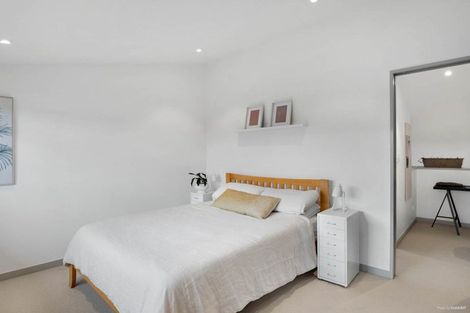 Photo of property in 4/53a Powell Street, Avondale, Auckland, 1026