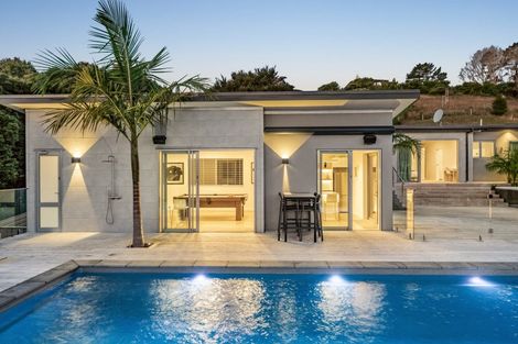 Photo of property in 73 Warman Road, Okura, Albany, 0792