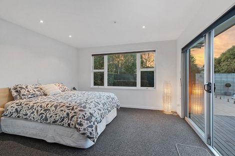 Photo of property in 25 Roydvale Avenue, Burnside, Christchurch, 8042