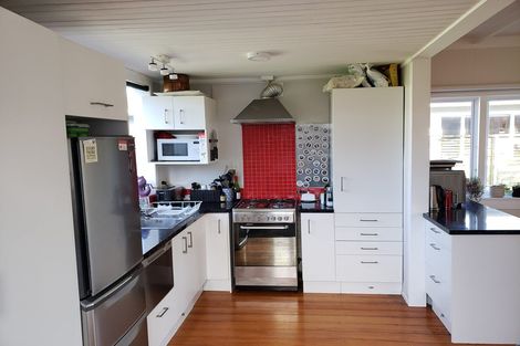 Photo of property in 18 Princes Street, Fitzroy, New Plymouth, 4312