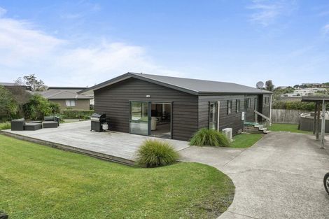 Photo of property in 11 Wharuka Glade, Mangawhai, 0505