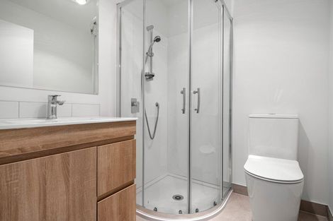 Photo of property in 20 Rauemi Way, Te Atatu South, Auckland, 0610