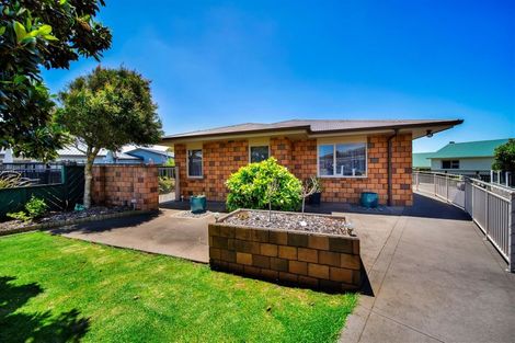 Photo of property in 8 Bandon Grove, Bell Block, New Plymouth, 4312