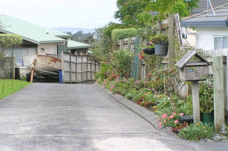 Photo of property in 5 Lanham Lane, Massey, Auckland, 0614