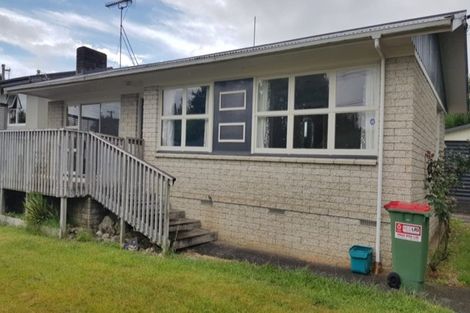 Photo of property in 17 Manapouri Place, Glenview, Hamilton, 3206