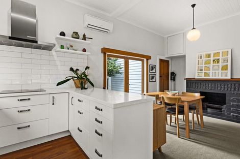 Photo of property in 89 Georges Drive, Napier South, Napier, 4110