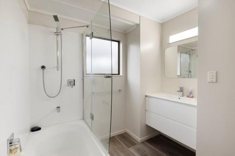 Photo of property in 48a Langstone Street, Welcome Bay, Tauranga, 3112