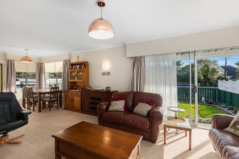 Photo of property in 37 Raukawa Street, Stokes Valley, Lower Hutt, 5019