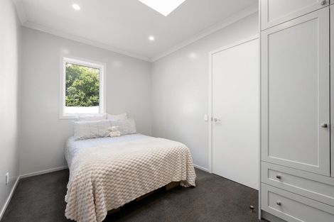 Photo of property in 23 Glenside Road, Glenside, Wellington, 6037