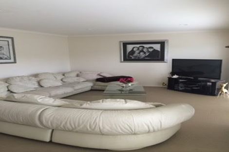 Photo of property in 3/20 The Avenue, Albany, Auckland, 0632