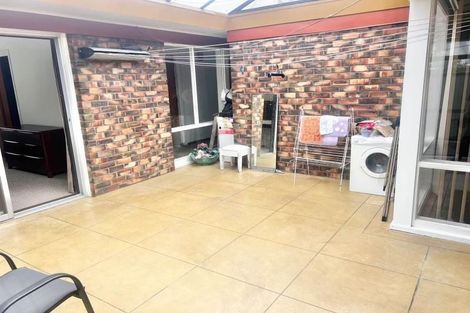 Photo of property in 6 Miramar Place, Pakuranga, Auckland, 2010