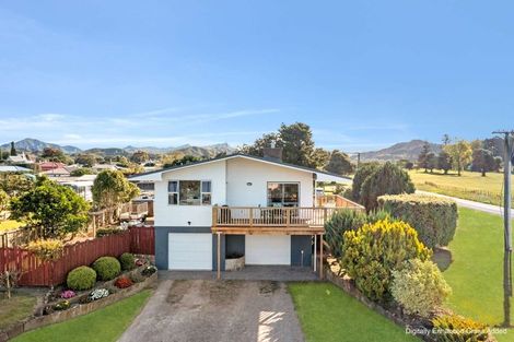 Photo of property in 12 Banks Street, Tolaga Bay, 4077
