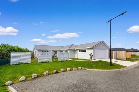 Photo of property in 18 Roka Street, Bell Block, New Plymouth, 4312