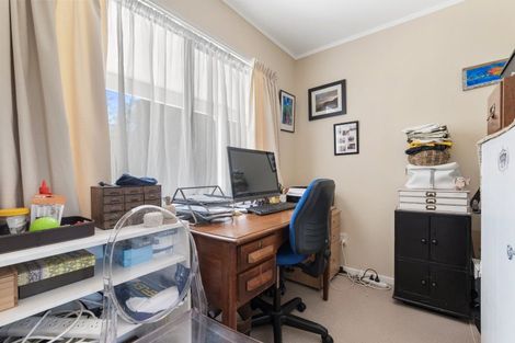 Photo of property in 47 Waikite Road, Welcome Bay, Tauranga, 3112