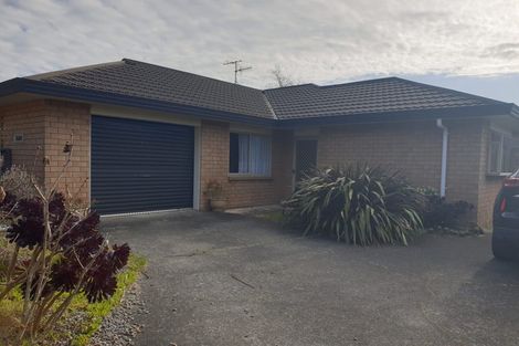 Photo of property in 18 Villa Grove, Paraparaumu, 5032