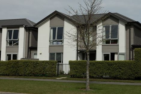 Photo of property in 2 Yew Tree Lane, Hillmorton, Christchurch, 8024