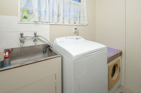 Photo of property in 2/264 Main North Road, Redwood, Christchurch, 8051