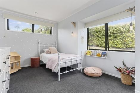 Photo of property in 14a Church Street, Northcote Point, Auckland, 0627