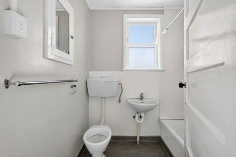 Photo of property in 195b Hakanoa Street, Huntly, 3700