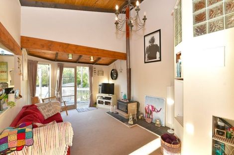 Photo of property in 22 Delshaw Avenue, Stanmore Bay, Whangaparaoa, 0932