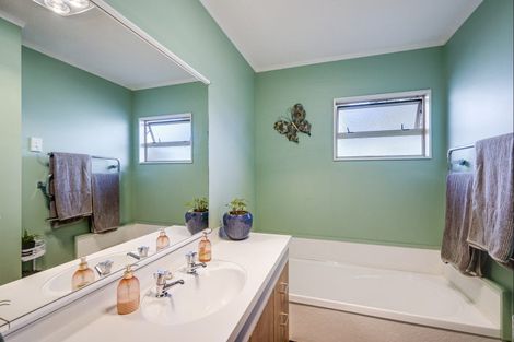 Photo of property in 3/427 Gloucester Street, Taradale, Napier, 4112