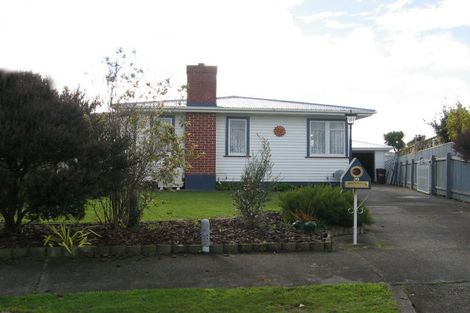 Photo of property in 29 Battersea Place, Roslyn, Palmerston North, 4414