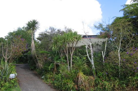 Photo of property in 1/39 Parr Terrace, Castor Bay, Auckland, 0620