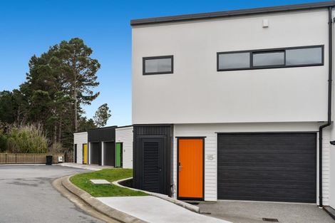 Photo of property in 15 Nanda Way, Khandallah, 6035